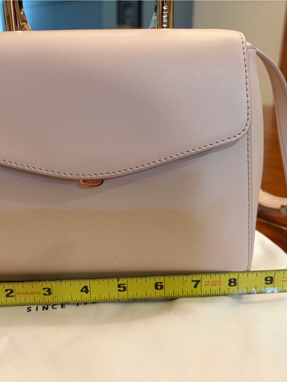 Furla Meridiana Light Pink Leather Handbag with distinctive metallic Top Handle - Picture 11 of 14